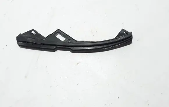 Front bumper mounting bracket