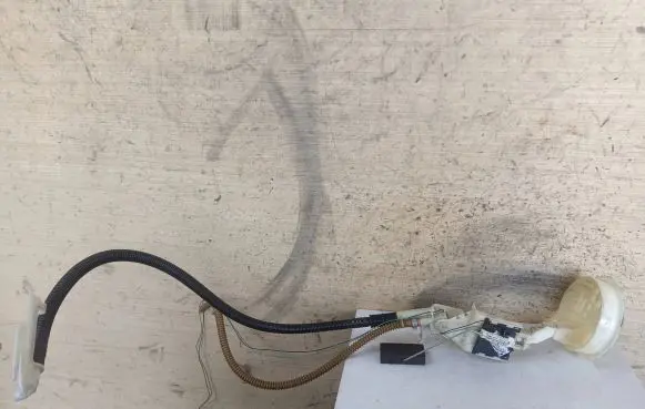 Audi A3 S3 8L Fuel level sensor 8l9919673