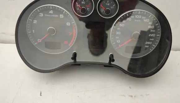 Audi A3 S3 8P Speedometer (instrument cluster) 8P0920932K