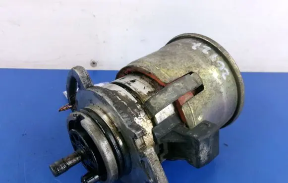 Seat Cordoba (6K) Spark distributor 