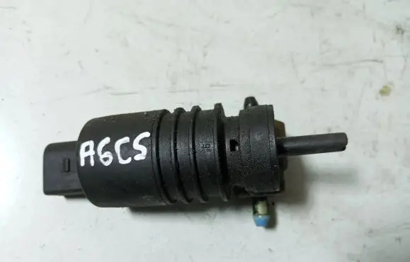 Audi A6 S6 C5 4B Windscreen/windshield washer pump