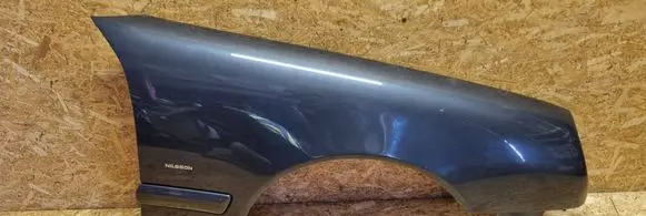 Mercedes-Benz E W210 Fender