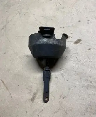 Ford Mondeo MK IV Turbo system vacuum part T30472