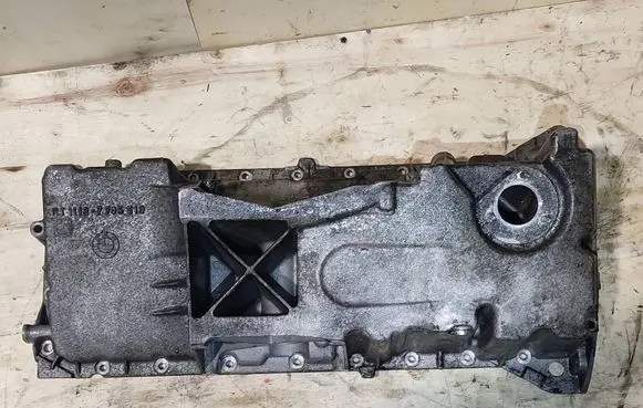 BMW 3 E46 Oil sump 7785519 11137785519 7785522