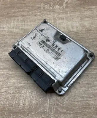 Skoda Fabia Mk1 (6Y) Engine control unit/module ECU 038906012GE 0281010862