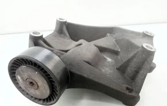 Opel Astra H A/C compressor mount bracket 55191339 428702815