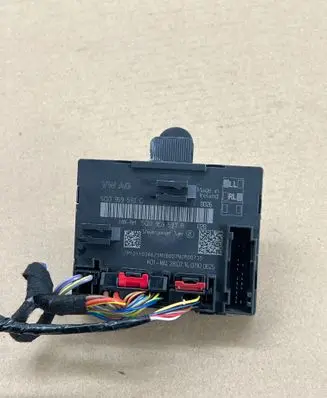 Audi A3 S3 8V Door control unit/module 5Q0959593C 5Q0959593B