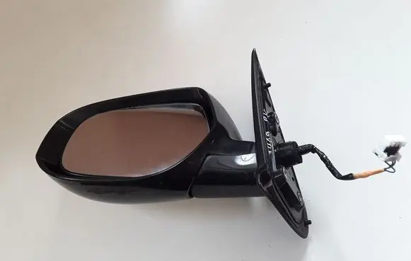 Mitsubishi Outlander Front door electric wing mirror E11026919