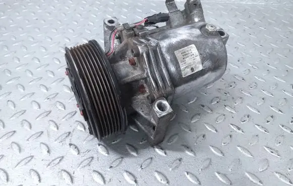 Nissan Pulsar Air conditioning (A/C) compressor (pump) 926003ZL1A M114E211975