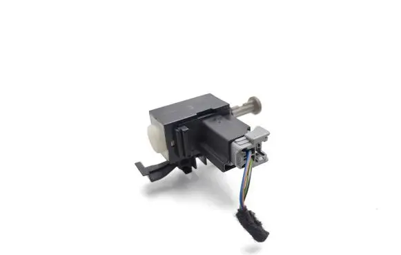 Land Rover Range Rover Evoque L538 Brake pedal sensor switch 6G9T-11A152-AA