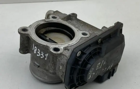 Toyota RAV 4 (XA40) Throttle valve 2203036020