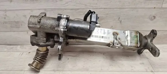 Volvo S80 EGR valve cooler 30637142