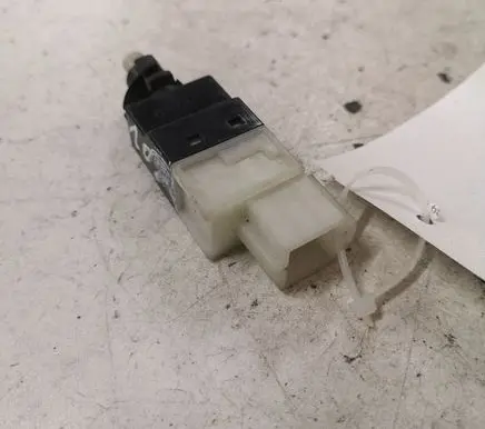 Mercedes-Benz Vito Viano W639 Brake pedal sensor switch 25219K