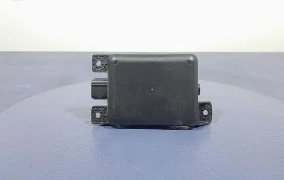Mazda CX-3 Distronic sensor radar D24H67Y90E