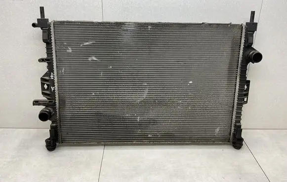 Coolant radiator