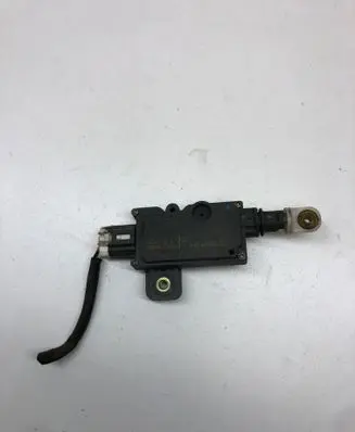 Nissan Primera Central locking motor 84680AV600