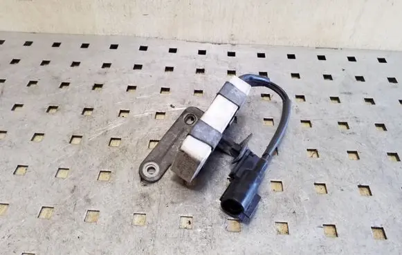 Coolant fan relay