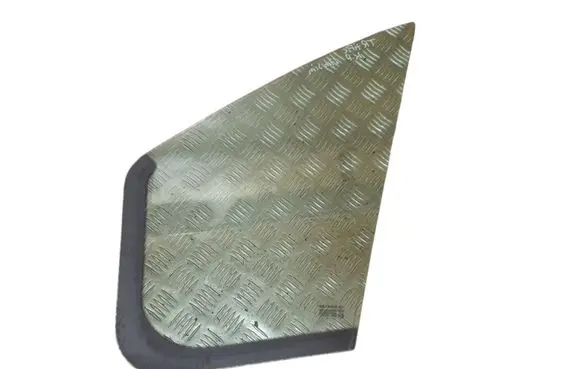 Renault Trafic III (X82) Front door vent window glass four-door 43R01351 M321AS2