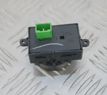 Honda Civic Other switches/knobs/shifts SHHFK37808U009746