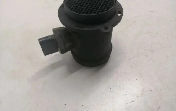 Mercedes-Benz E W210 Mass air flow meter 0281002152