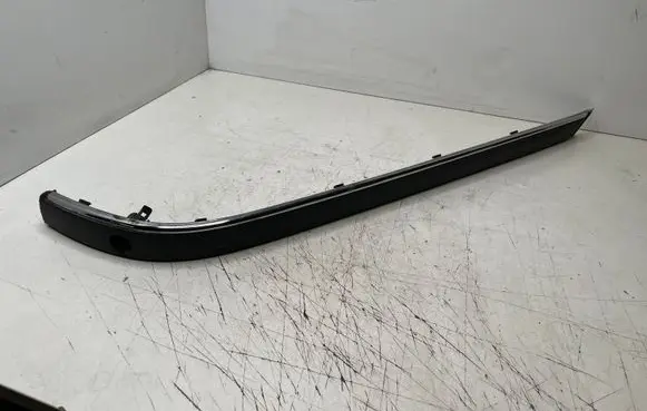 BMW 5 E39 Rear bumper trim bar molding 51128184510