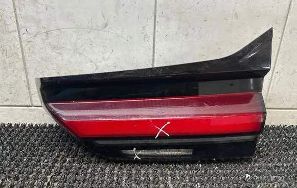 BMW 5 G30 G31 Tailgate rear/tail lights 8493830 662252 662000