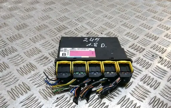 Ford Focus Engine control unit/module 1S7T15K600BE