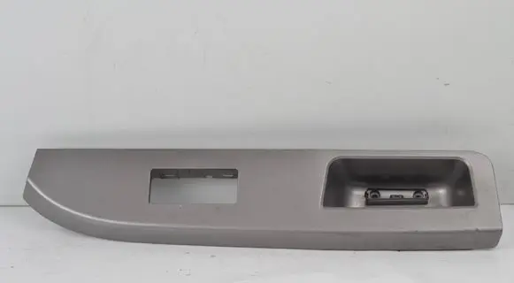 Chrysler Sebring (JS) Front door window switch trim 1003405 119461