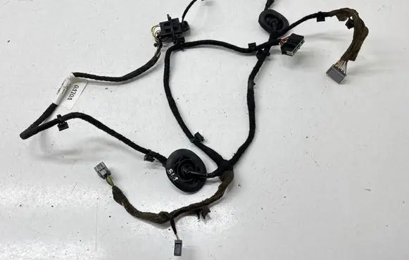 Volvo S60 Rear door wiring loom 30644905 30644906 50463
