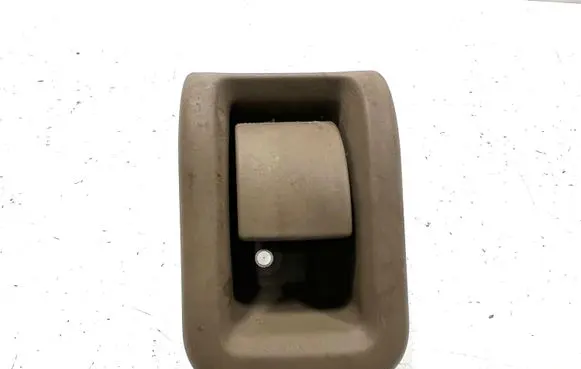Engine bonnet (hood) release handle
