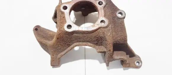Rear wheel hub