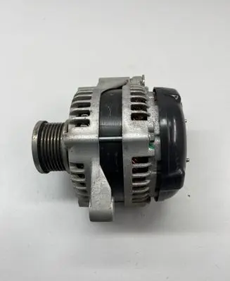 Toyota Land Cruiser (HDJ90) Generator/alternator 5679201910