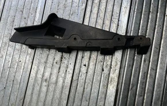 Mini One - Cooper R50 - 53 Front bumper mounting bracket 6800799 6800799L