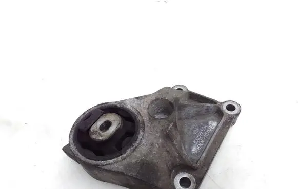 Bentley Continental Rear differential/diff mount bracket 3D0599125E