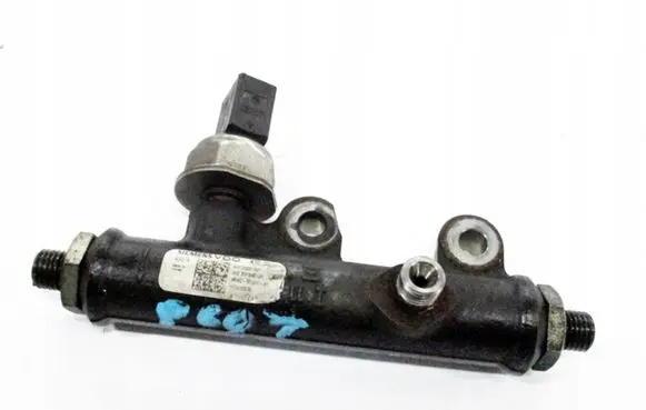 Peugeot 607 Fuel main line pipe 4R8Q9C066AC