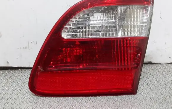 Mercedes-Benz E W211 Tailgate rear/tail lights A2118201464
