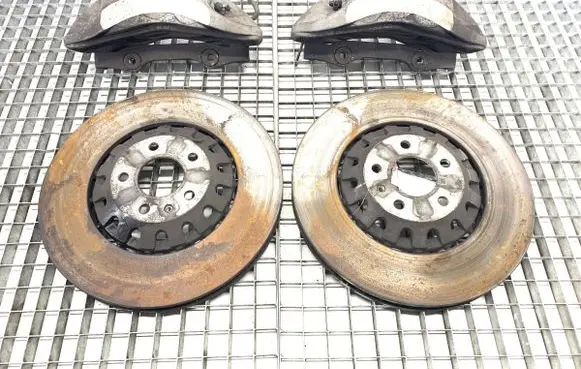 Audi Q8 Front brake caliper 4M0615105FL