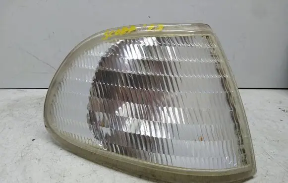 Ford Scorpio Front indicator light 92GG13368A