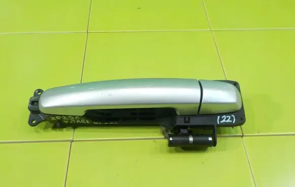 Suzuki Grand Vitara II Tailgate glass/window release handle XP251