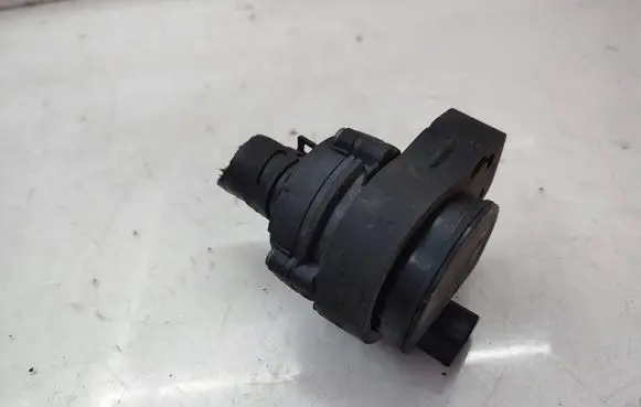 Mercedes-Benz C W204 Electric auxiliary coolant/water pump A2118350028