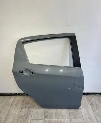 Toyota Yaris Rear door 