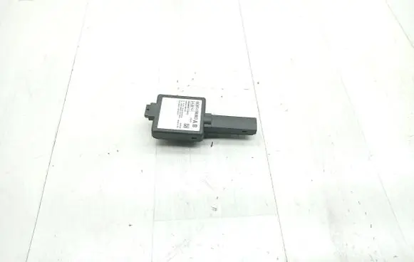 Ford Mondeo MK IV Antenna control unit 6G9T15K602AB 5WK49091D