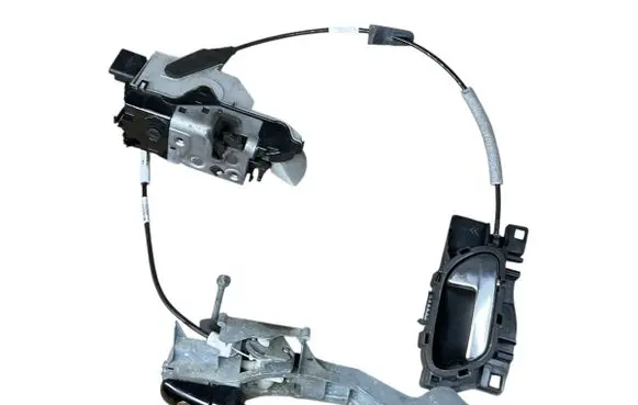 Citroen C4 II Front door lock 45047185