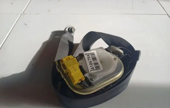 Honda Jazz Front seatbelt 0431092