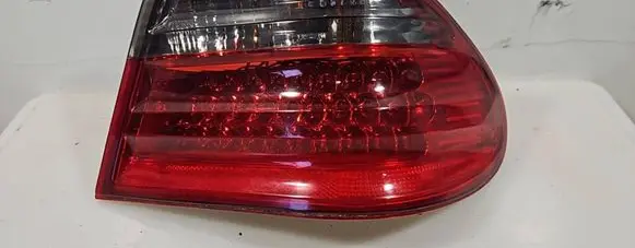Mercedes-Benz E W210 Rear/tail lights set 30090332 BZ081BEDE4