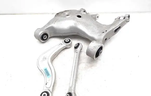 Polestar 4 Rear control arm 6600139053 8894687255 8894687294