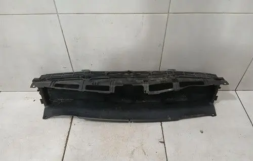 Porsche Macan (95B) Front bumper upper radiator grill 95B121635
