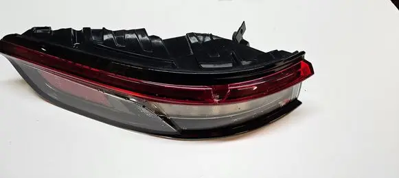 Jeep Grand Cherokee WL Rear/tail lights P68421133AD