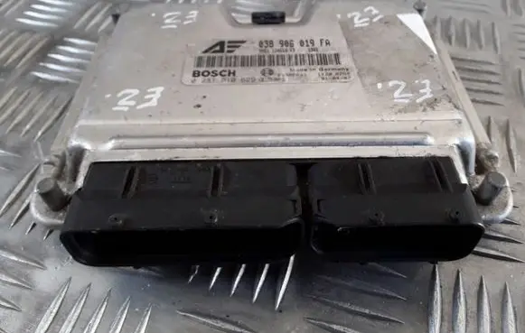 Ford Galaxy Engine control unit/module 038906017FA 0281010629 YM2112A650KB