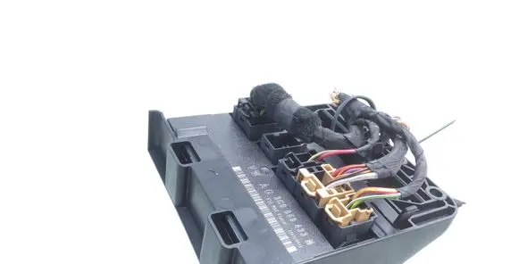 Volkswagen PASSAT B6 Comfort/convenience module 3C0959433M 1K1907348A